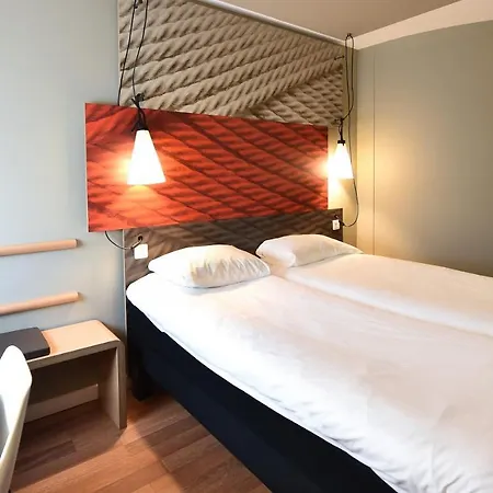 第戎中心克莱蒙梭宜必思酒店 酒店