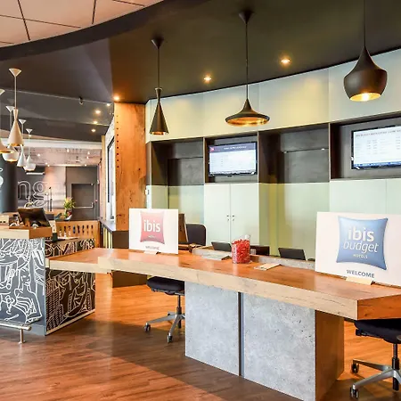 イビス サントル クレマンソー 3*