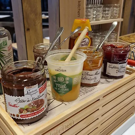 第戎中心克莱蒙梭宜必思酒店 酒店 第戎