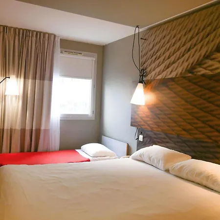 ホテル イビス サントル クレマンソー