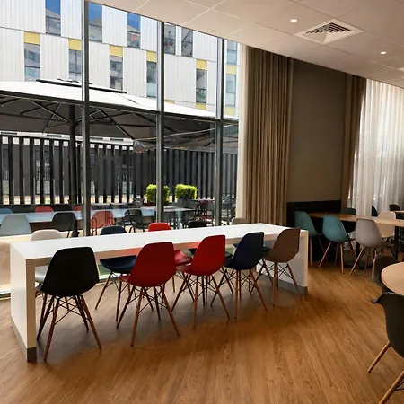 Ibis Centre Clemenceau 3*