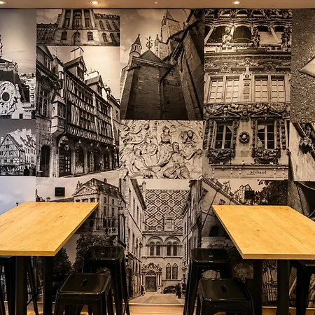 Ibis Centre Clemenceau Hotel 3*