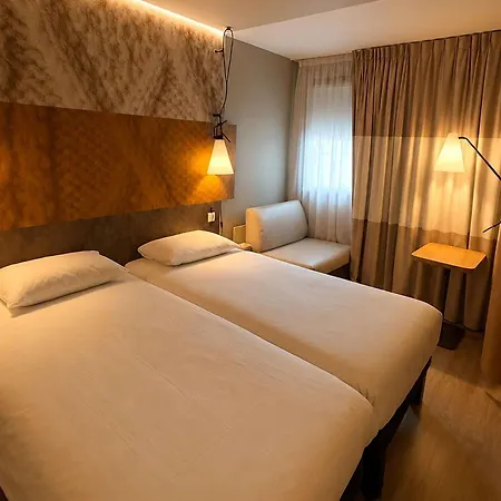 Ibis Centre Clemenceau ديجون