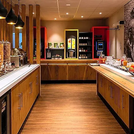 Ibis Centre Clemenceau 3*