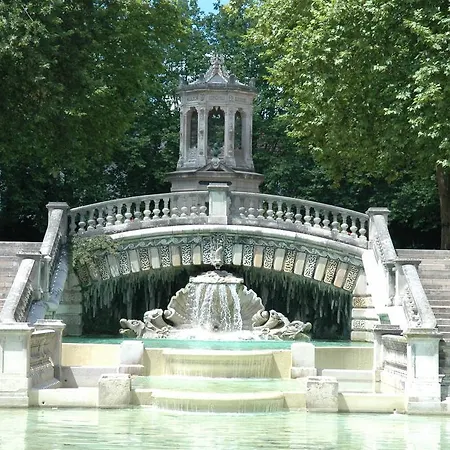 第戎中心克莱蒙梭宜必思酒店 第戎