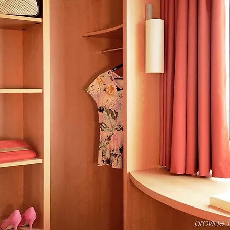 Ibis Centre Clemenceau Hotel