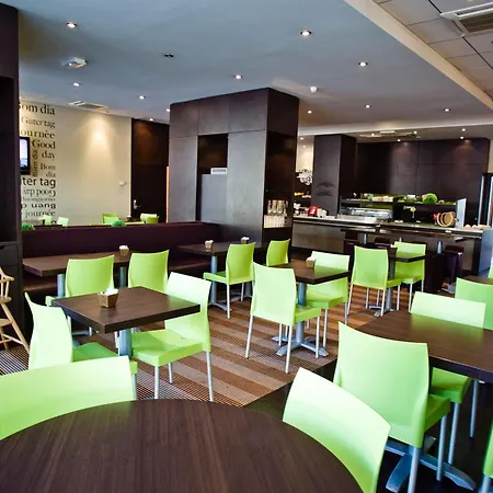 Ibis Centre Clemenceau 3*