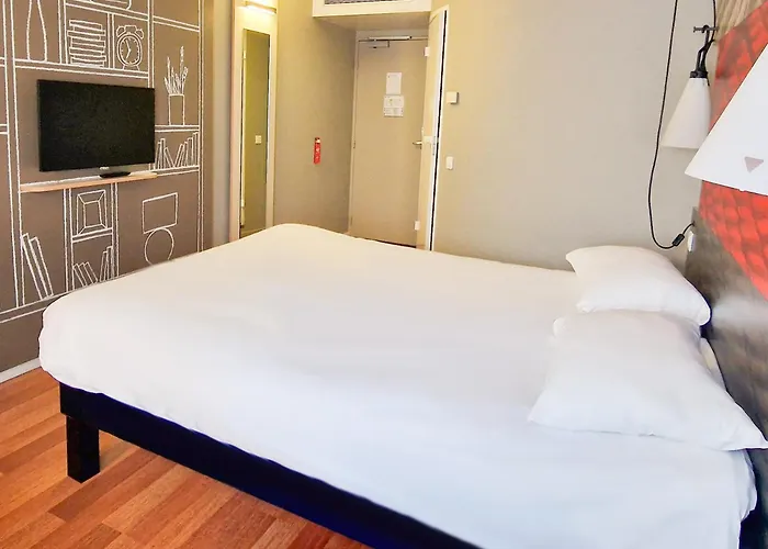 Hotel Ibis Centre Clemenceau 3*