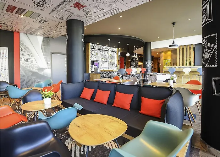 מלון Ibis Centre Clemenceau 3*