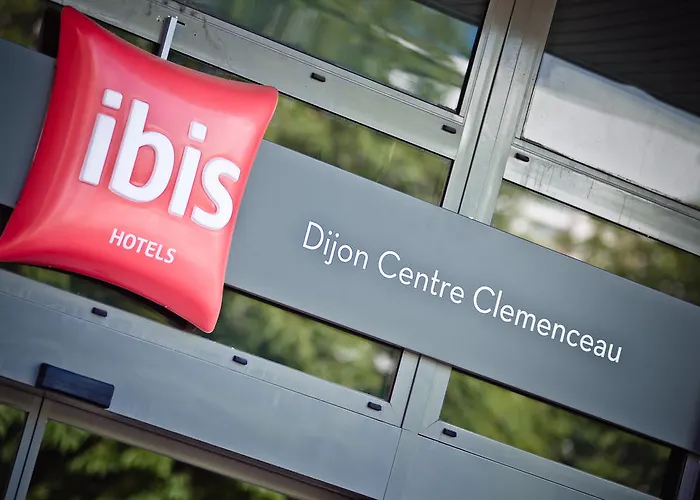Hotel Ibis Centre Clemenceau 3*